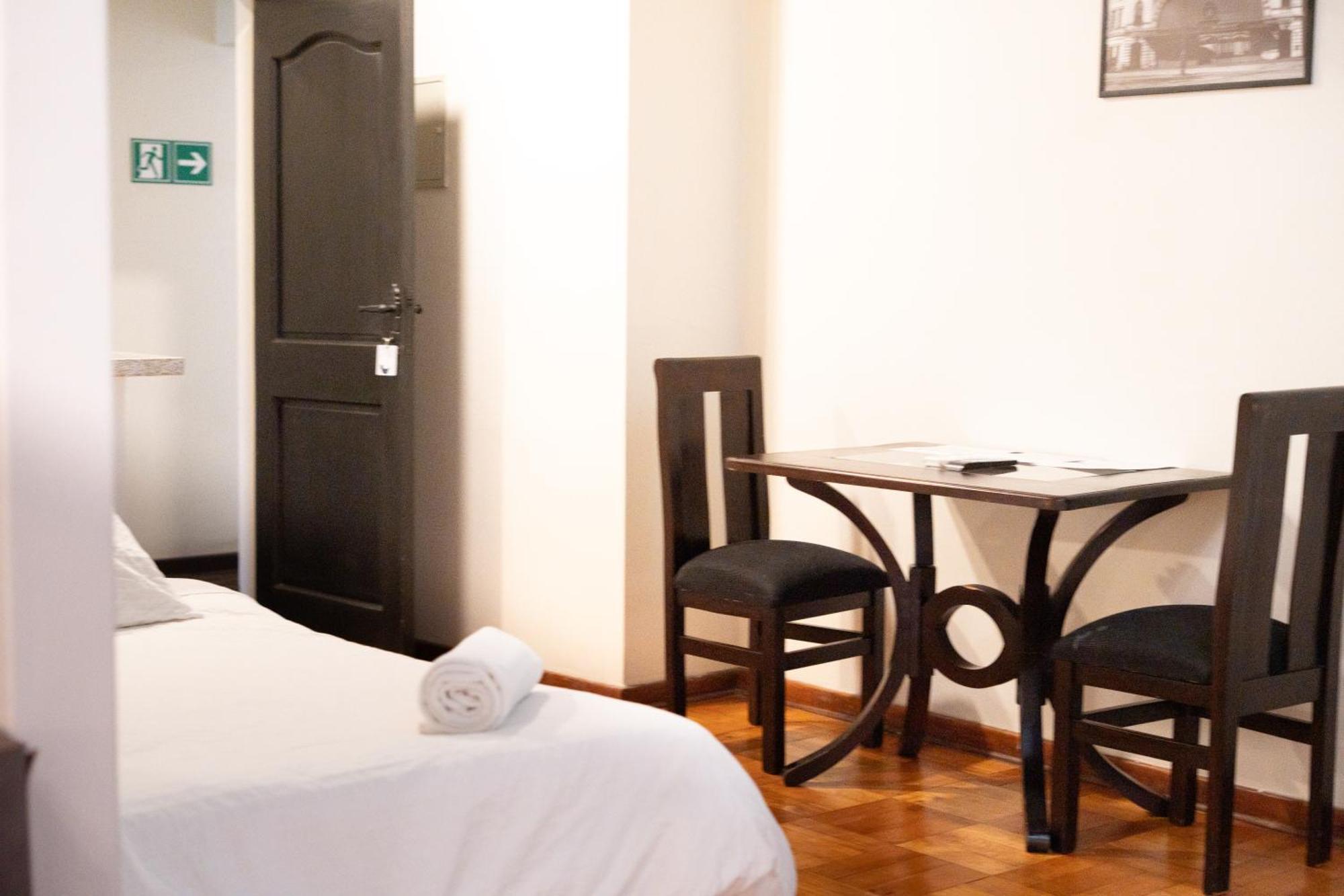 Hotel Plaza Nunoa Santiago Luaran gambar
